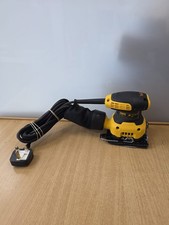 DeWalt DWE6411 240V Palm Sander - Unboxed 
