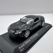 Minichamps Aston Martin V8 Vantage Coupe 2005 1:43 400137420