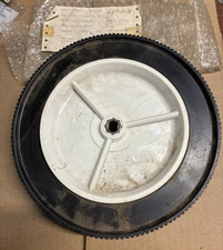 Ariens Rh Rear Wheel - 07136700 - 07136700
