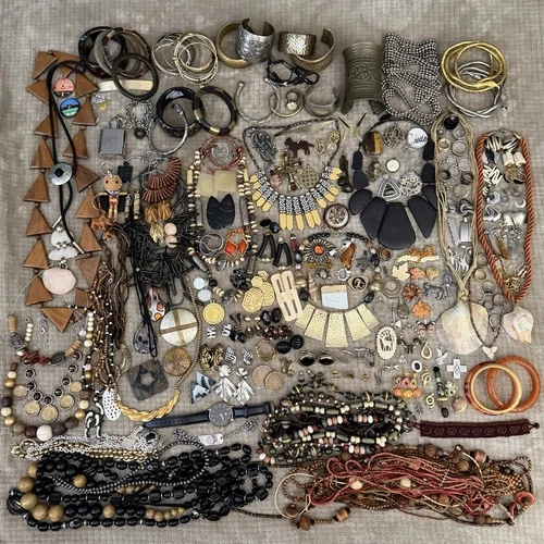 Vintage to Modern Wearable Costume Jewelry Lot 200+ Pcs