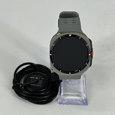 Samsung Galaxy Watch Ultra 47mm Silver Titanium w/ Light Gray Marine LTE - 9/10