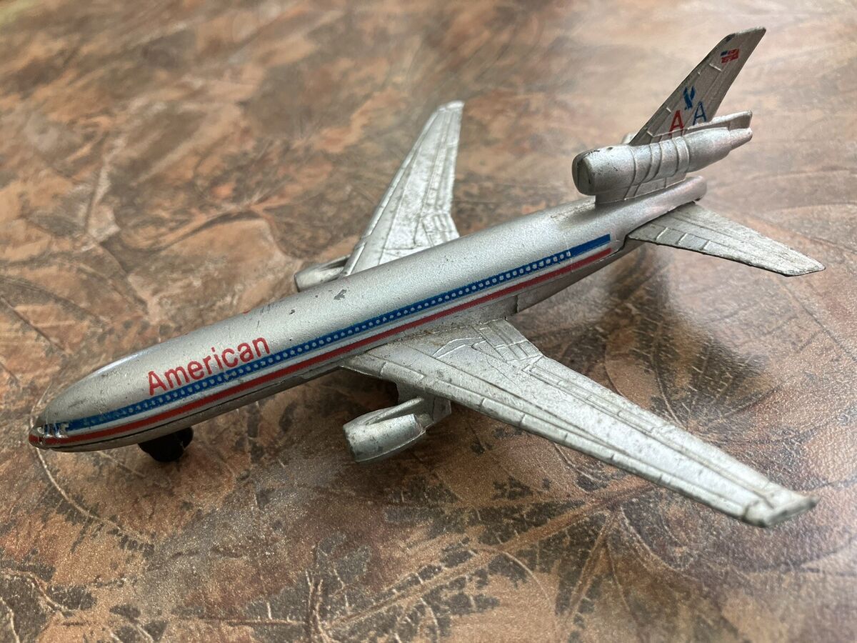 VTG Zee American Airlines A202 McDonnell Douglas DC-10 VTG Zee American Airlines A202 McDonnell Douglas DC-10