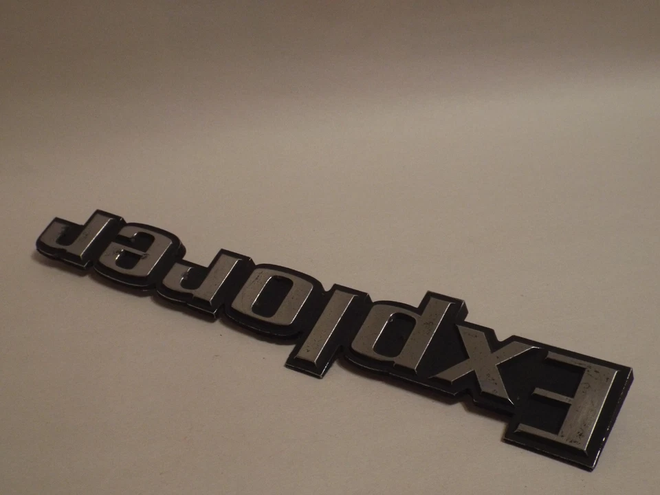 Emblema Explorer 1973 1974 1975 1976 1977 1978 1979 Ford F100 F150 F250 F350 79 C Foto 4 de 4