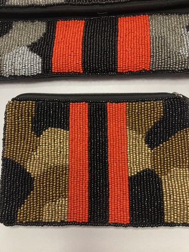Shirdee Red Black Stripped Queen Bee Beaded Woman Handbag & Coin Purse Camo - Picture 3 of 12
