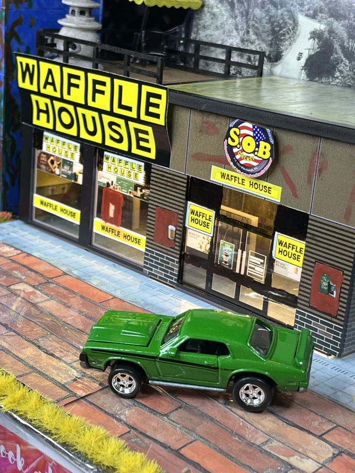 Johnny Lightning 1969 Mercury Cougar Eliminator 1:64 verde fundido a presión usado excelente Foto 2 de 4