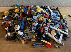 lego technic 1000 pieces