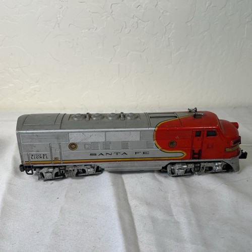 VTG Lionel #2343 Sante Fe Diesel Locomotive Set of 2 Postwar - Picture 11 of 14