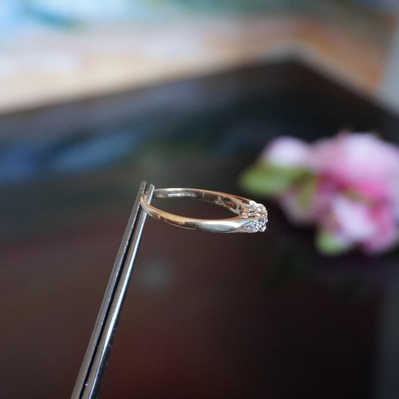 Solid 9kt Gold Solitaire diamond Ring with 0.35ct… - image 8