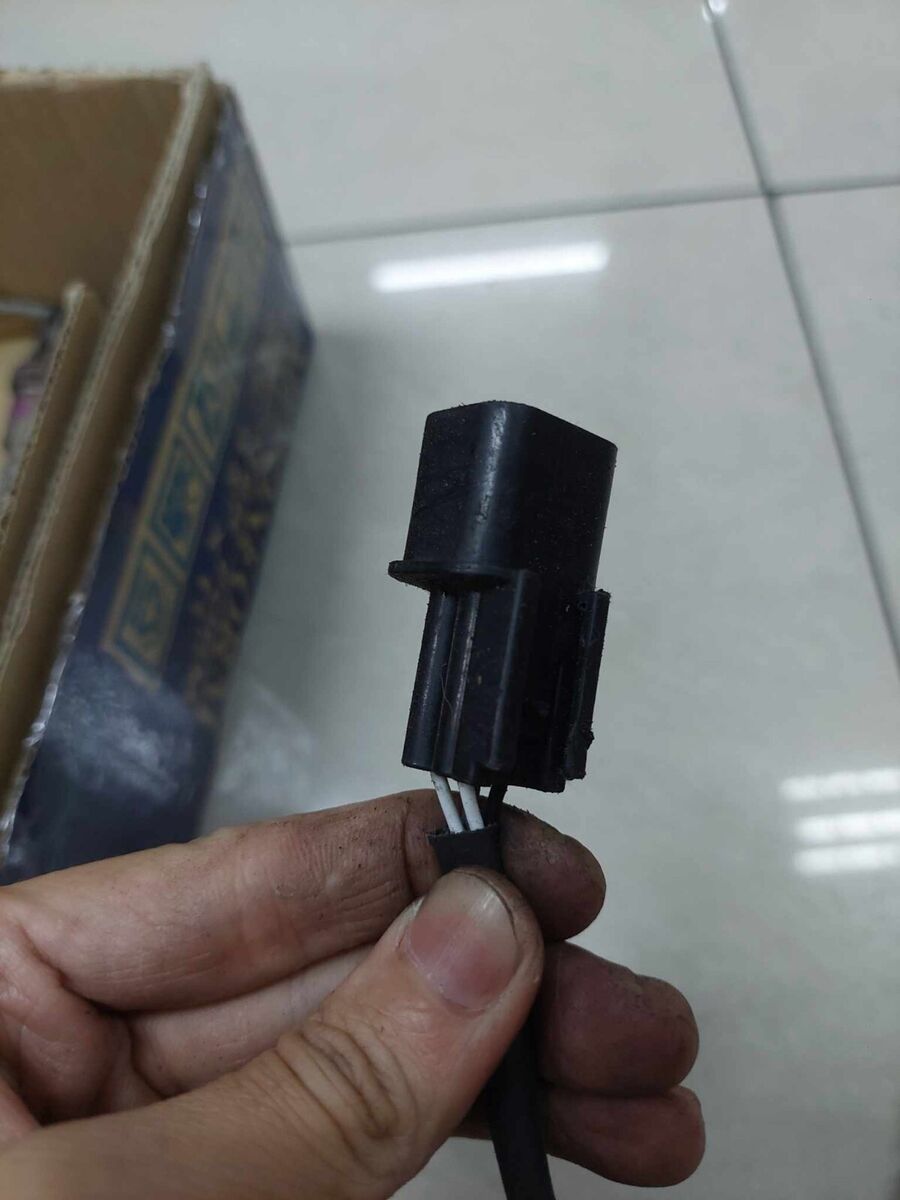 MITSUBISHI LANCER 4Pin O2 Oxygen Sensor 0ZA547-M4 MR578661 MITSUBISHI LANCER 4Pin O2 Oxygen Sensor 0ZA547-M4 MR578661