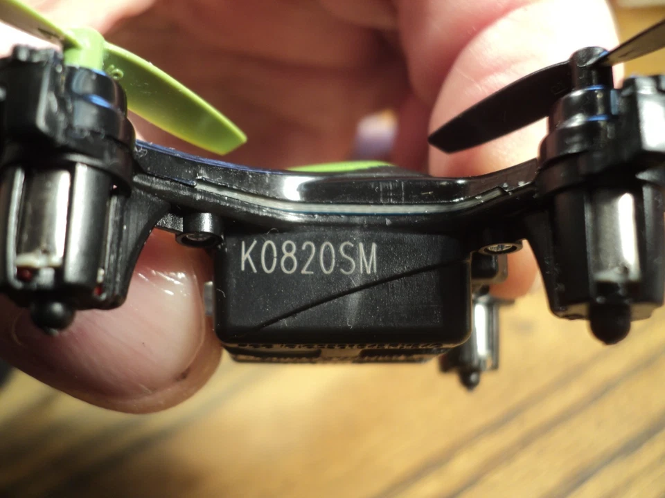 Sky Viper Dash Nano Drone w/ Controller Indoor Flying Quadcopter China K0820SM - Image 3 of 4