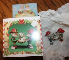 The North Pole Village by Enesco Sparky Scooter & Smooch # 849804 1993 Zimnicki