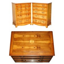 PAIR OF VERY LARGE 110CM TALL SHERATON REVIVAL BURR YEW CHESTS OF DRAWERS