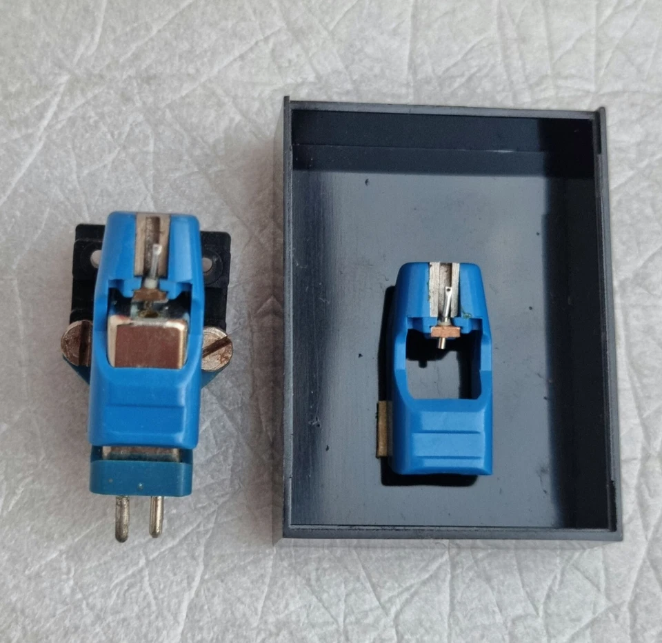 CAPSULA TOCADISCOS Y AGUJA ADC - Image 2 of 4