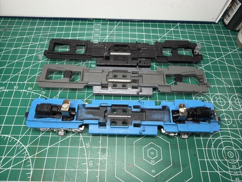 Athearn Blue Box EMD GP38-2 GP40-2 GP50 GP60 Frame Lot HO scale | eBay