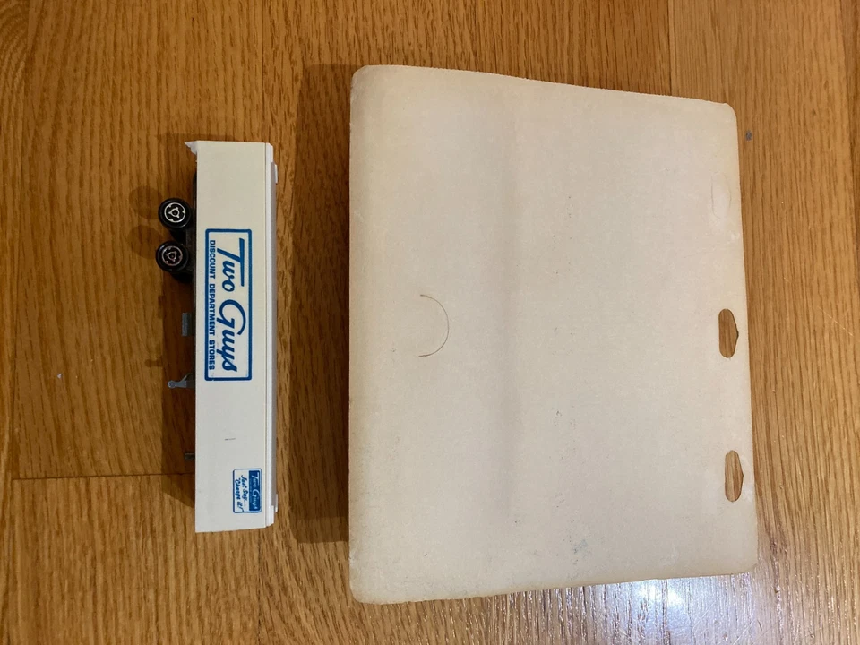 Juego de semirremolque diecast vintage de dos tipos de descuento para grandes almacenes Foto 2 de 2