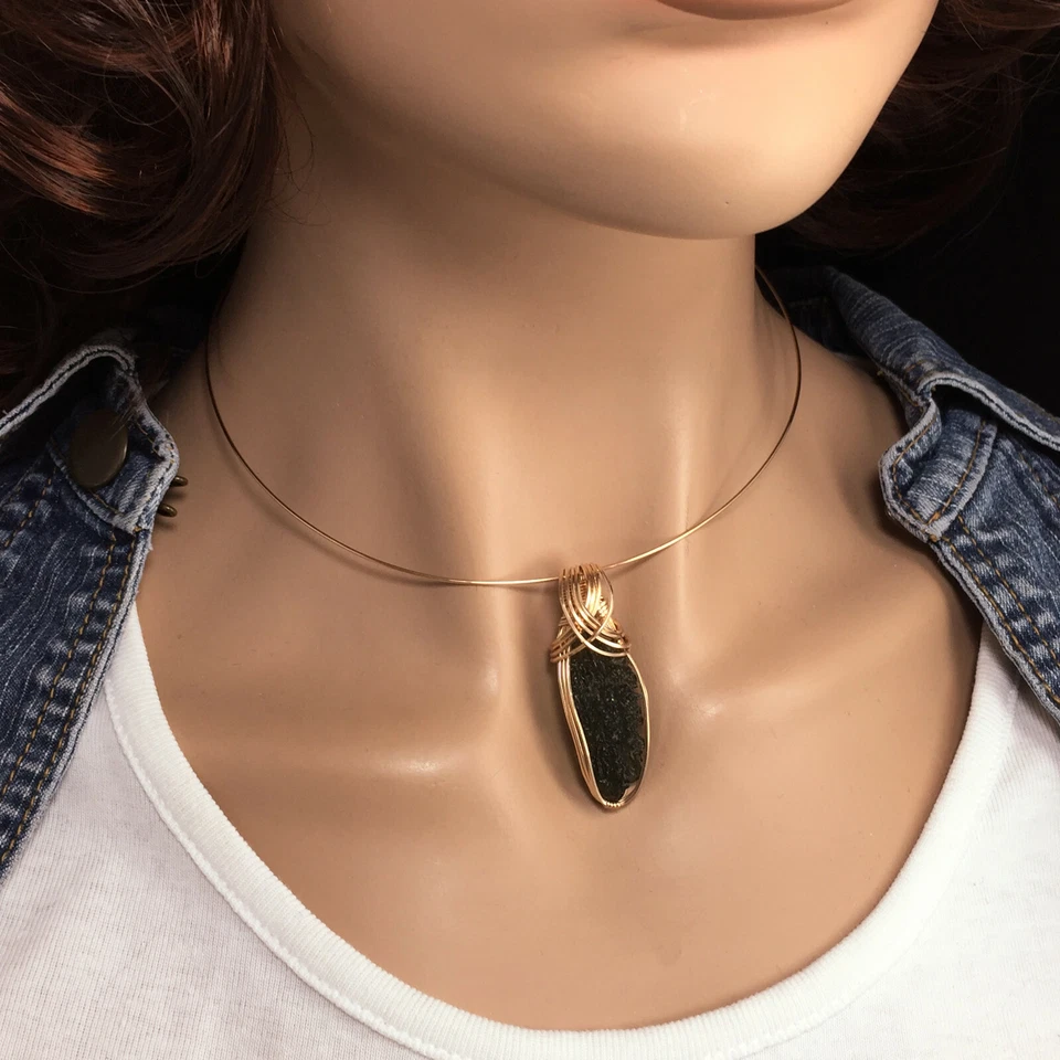 Collar Colgante Cristal Moldavita Oro República Checa Tectita Curación 42g Foto 3 de 4