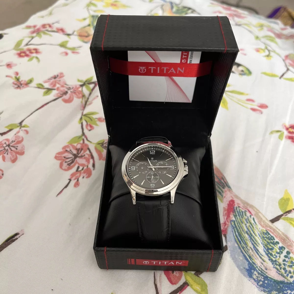 Titan watch 1698saa clearance