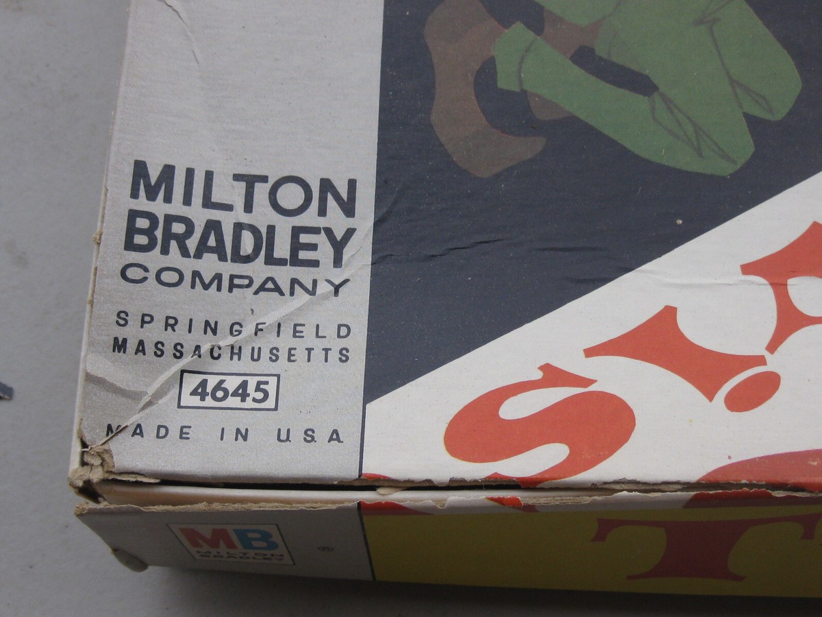 Original Twister Game w/ Box - All Original vintage Milton