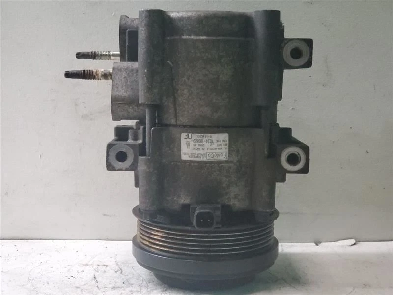 Mercury Mountaineer AC Compressor 6 Cylinder With Auxiliary Heat and AC OEM  Foto 3 de 4