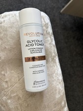 Image of GLYCOLIC ACID TONIC 2.5% cleanse and condition tone Revolution Skincare GLYCOLIC