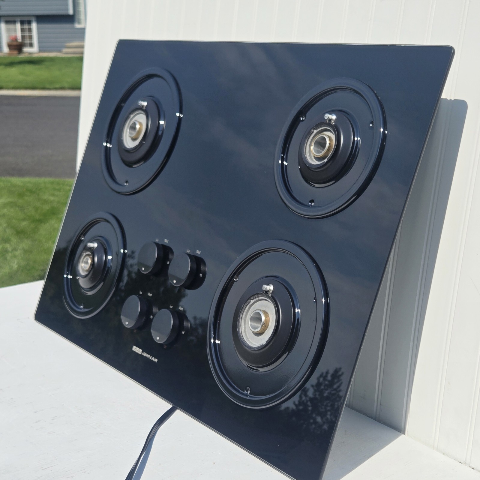 JENN-AIR Black Gas Cook Top CCG4573 Modern Glass 4-Burner  Clean S1