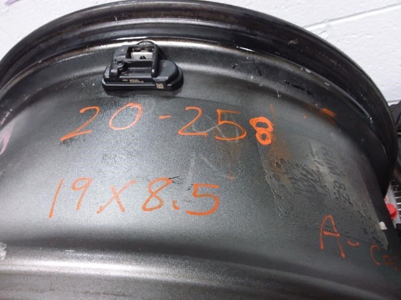 Maserati Ghibli 2015 FRONT Wheel P/N 670016851
