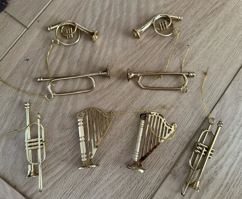 Vintage Set of 8 Gold Tone Brass Musical Instrument Christmas Tree Ornaments