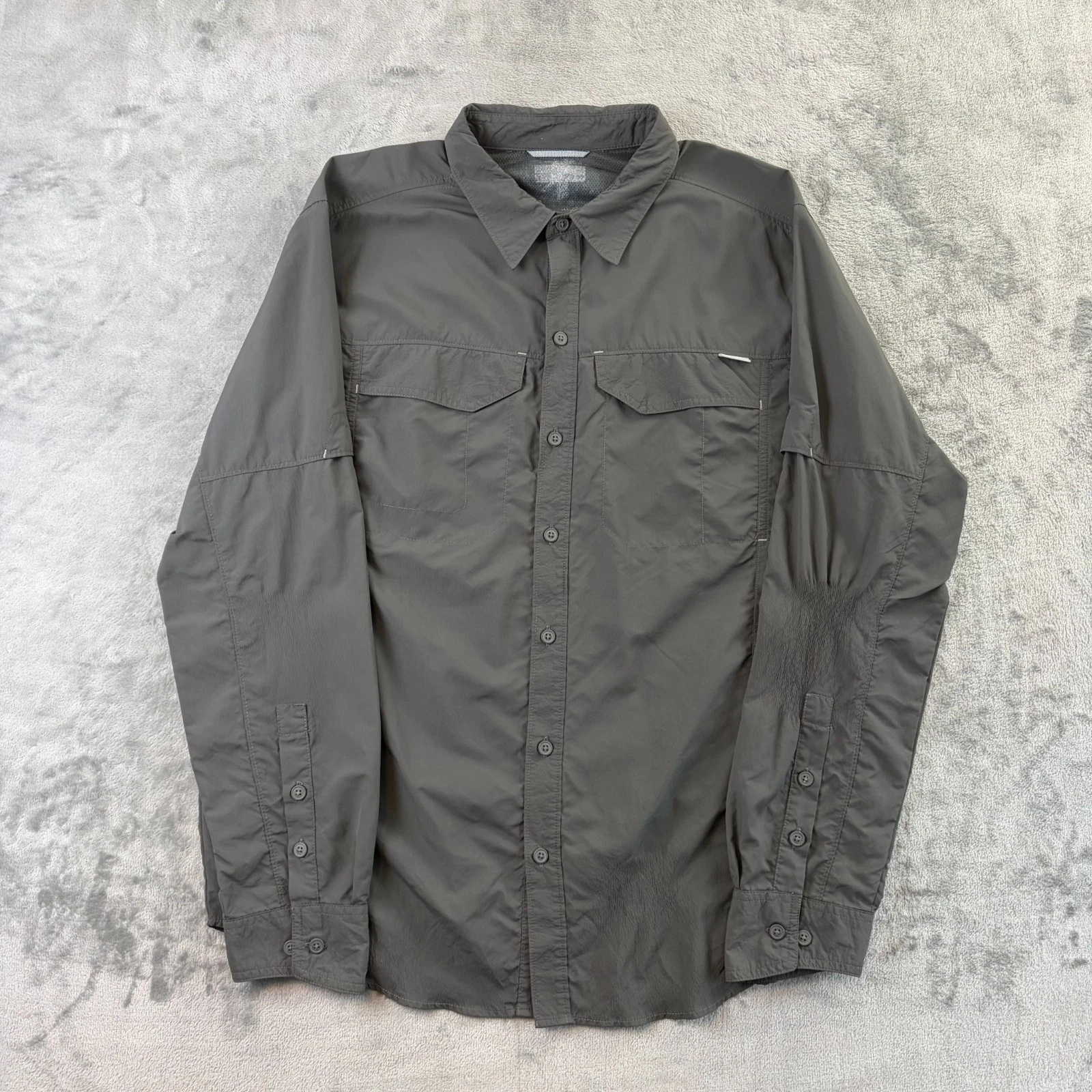 Columbia Fishing Shirt Grey Nylon Vented Button Up Long Sleeve Men's XL
Opens in a new window or tab