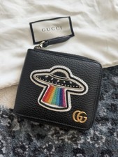 Auth Gucci Ufo Embroidered Wallet in Black