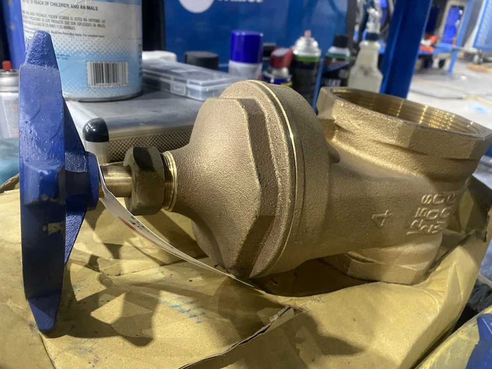 "Válvula de compuerta de latón T-415 de 4""" Foto 3 de 4