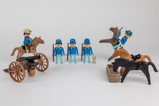Playmobil Western Soldiers Lot – Cavalry Horse, US Flag, Rifles & Accessories