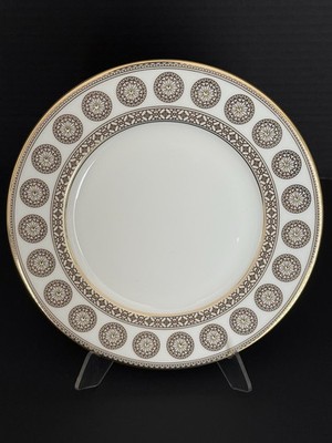 Prouna Plate W/ Swarovski Crystals & 24K Gold Details- NEW IN BOX!