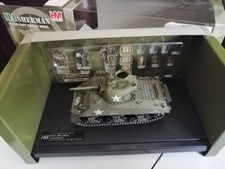 Véhicule militaire HOBBYMASTER char Sherman M4A3 CABALLERO ARDENNES HG 1001