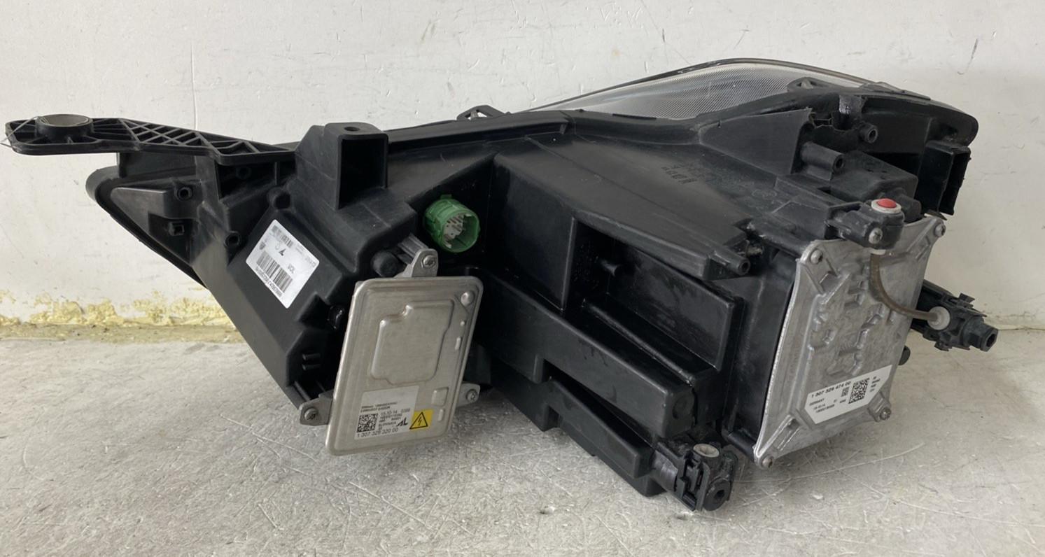 2014-2017 Maserati Ghibli OEM HID Right Head Light