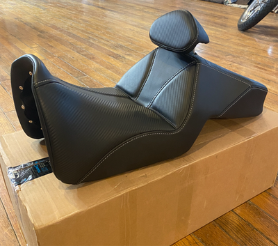 Saddlemen Adventure Tour Low Seat w/ Backrest 2021-2025 for Harley