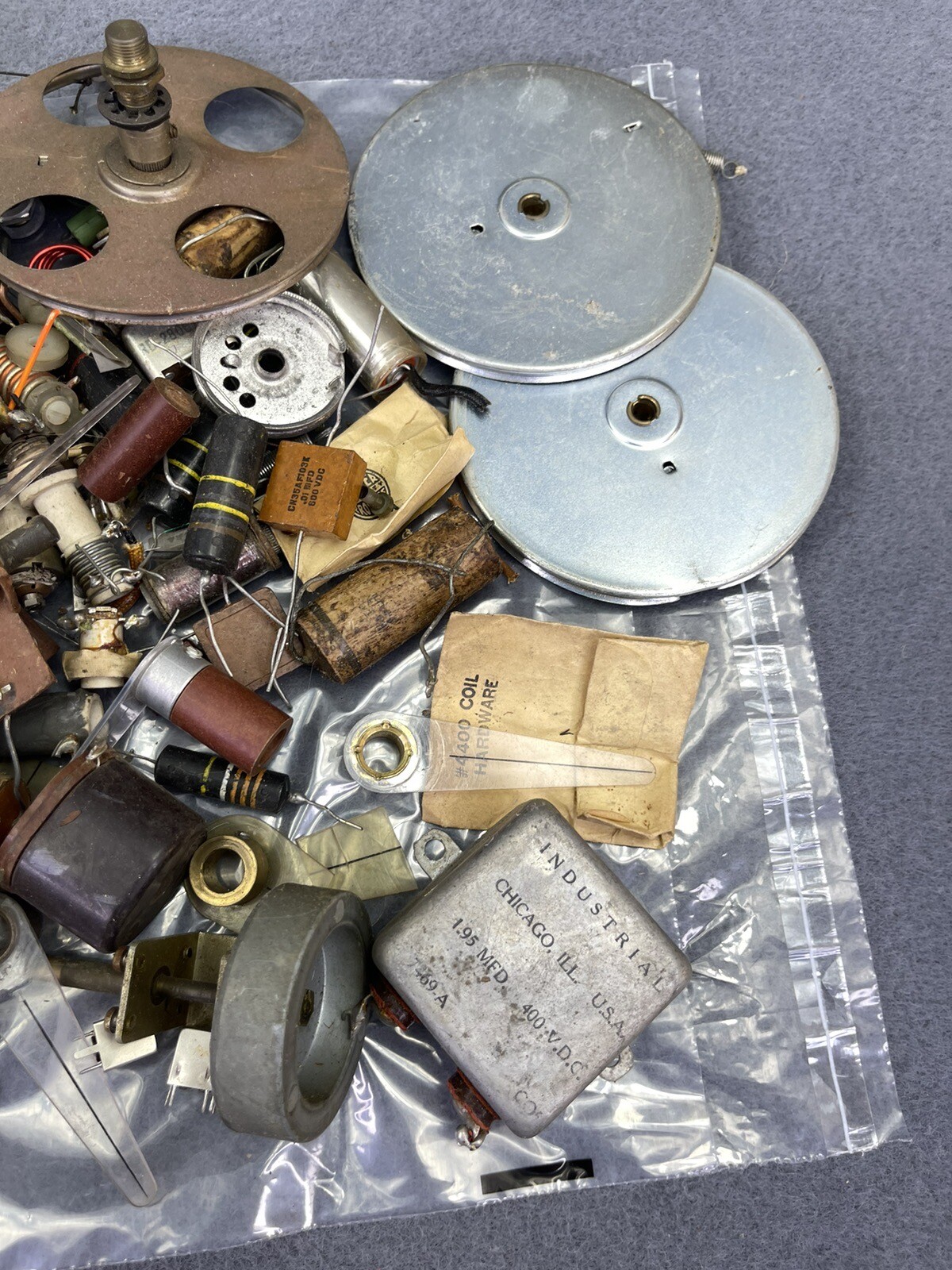 4 LB LOT GRAB BAG ELECTRONIC PARTS COMPONENTS DIY TECH ASSORTMENT ALL