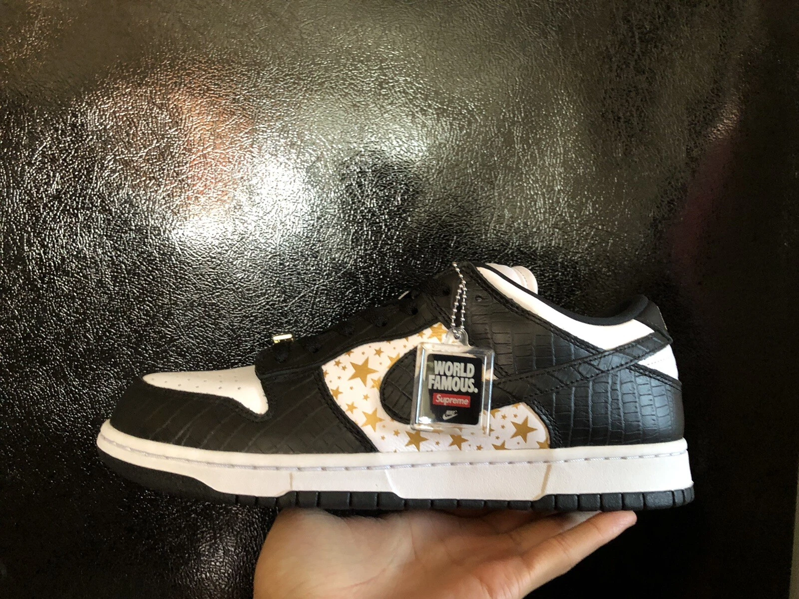 Nike SB Dunk Low Supreme Stars noir 2021 DH3228 102 taille 10,5 EN MAIN LIVRAISON GRATUITE