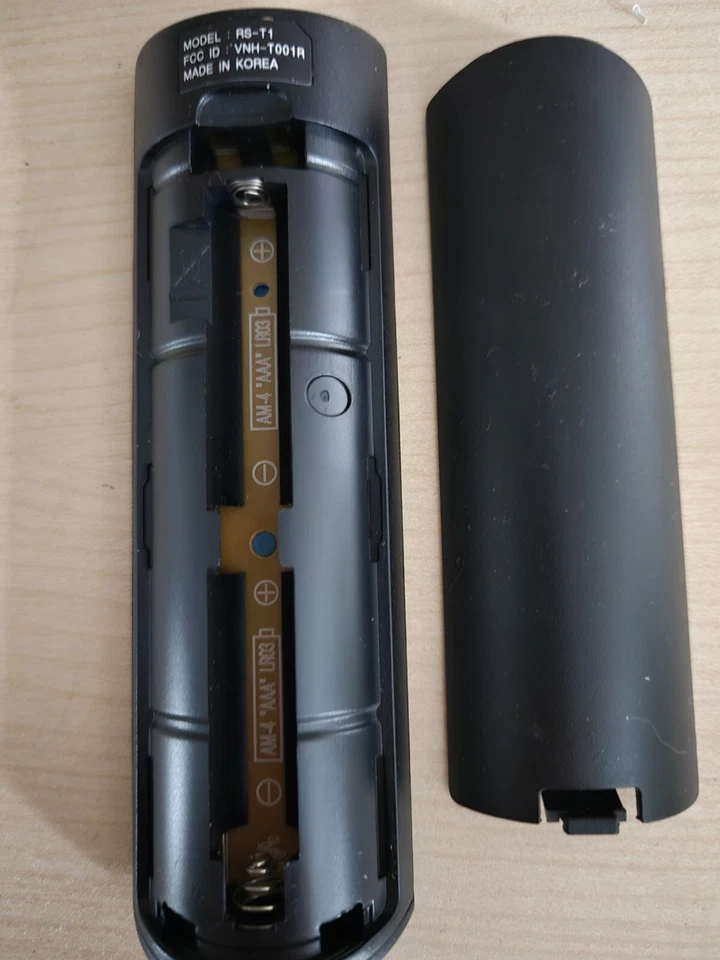 VUDU 电影和电视遥控器 RS-T1 — 第 2/4 张图片