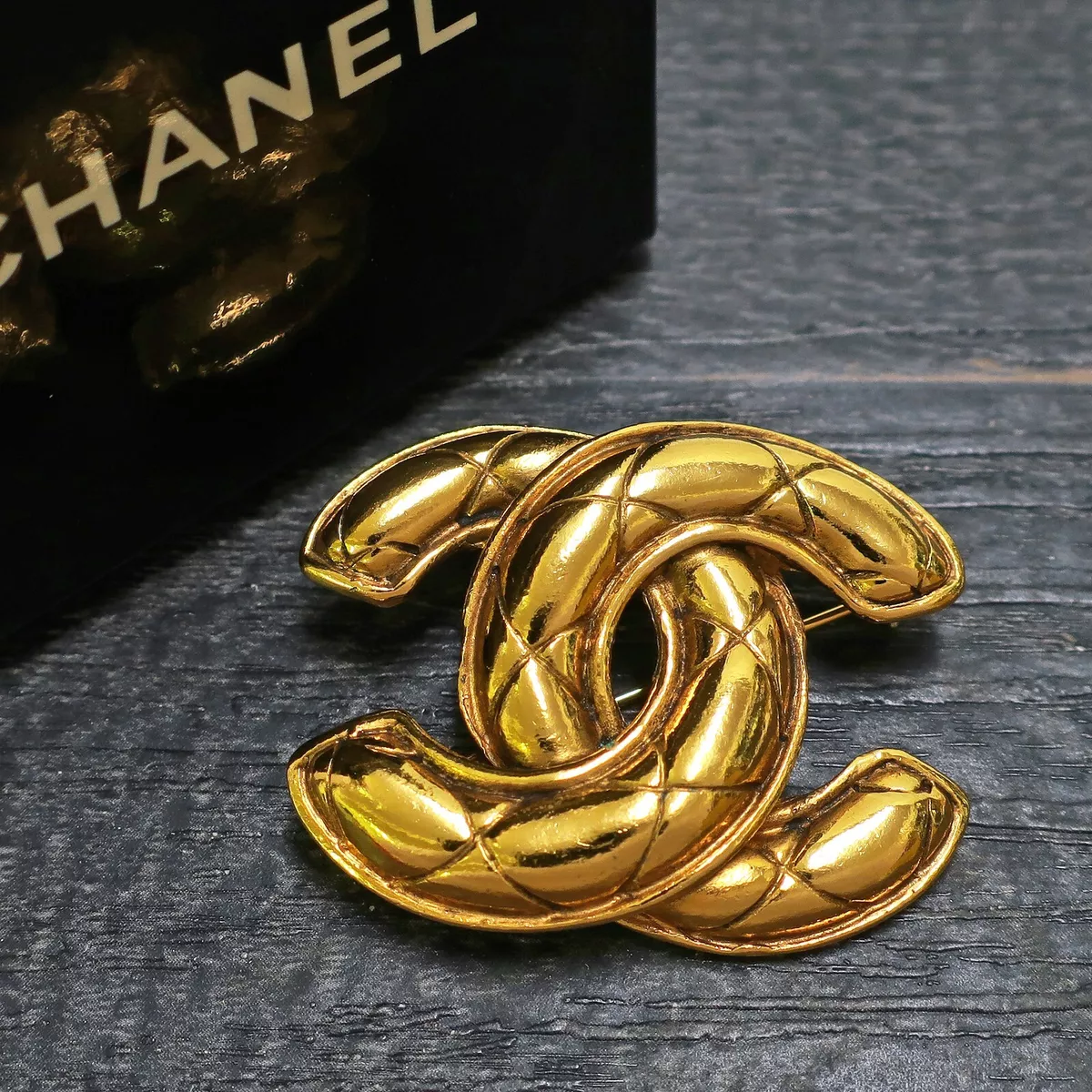 CHANEL Gold Plated CC Logos Matelasse Vintage Pin Brooch #352c Rise-on