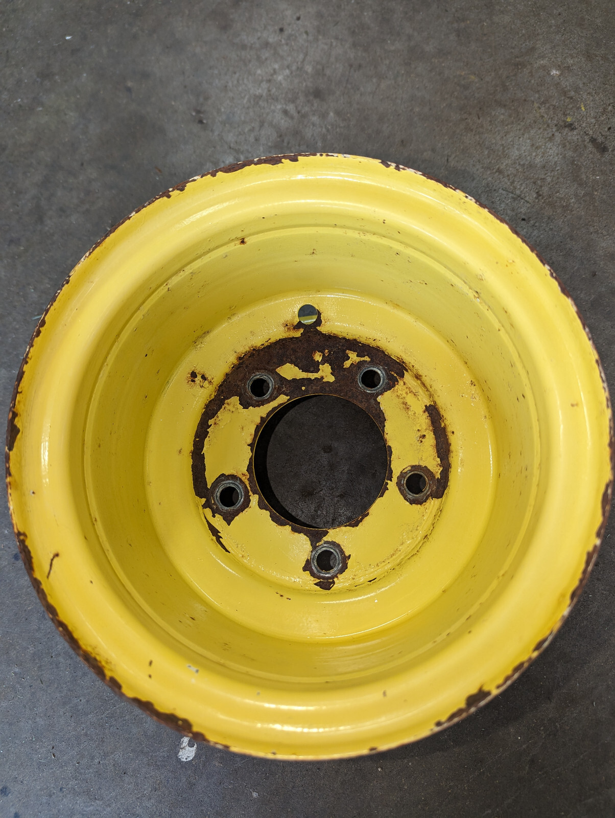 JOHN DEERE FRONT WHEEL RIM F710 F725 F735 20x10.00x8 AM108056 eBay