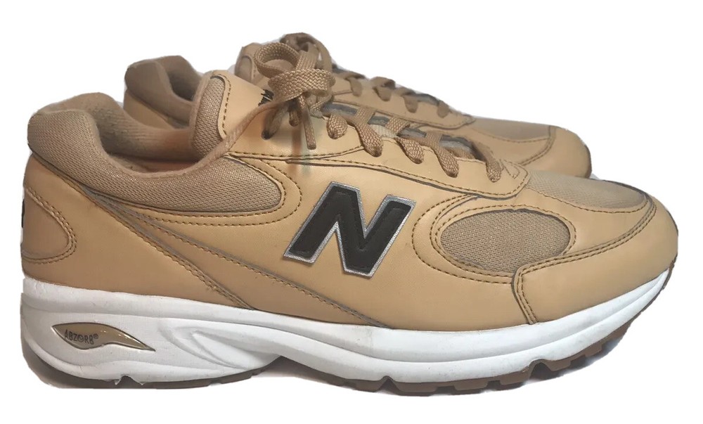 New Balance Mens Size 9 Mustard Yellow Excellent Preowned Condition NICE
