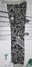 Image of NEW ADIDAS 3 STRIPES ORIGINALS CAMO BOTTOMS JOGGERS TRACK PANT 3 STRIPE GREEN