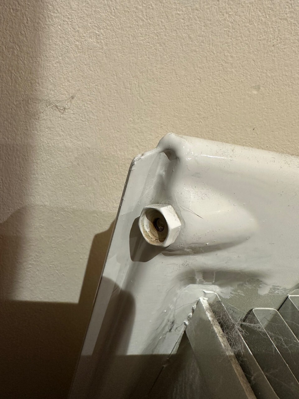 GENUINE BLEED SCREW AIR / VALVE VENT NIPPLE 'MYSON' RADIATORS >2003