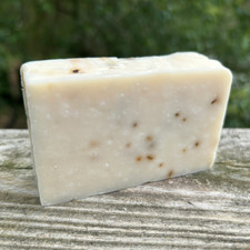 Barra de jabón exfoliante de albahaca de menta verde perfumada hecha a mano proceso en frío 4,5-5 oz