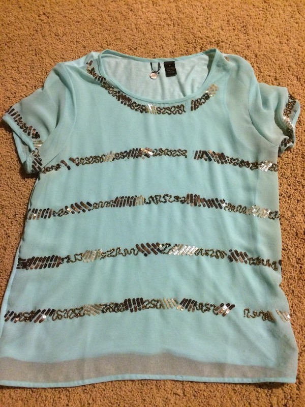 Buckle Women's Mint Green Sheer Short Sleeved Shirt Size Medium 