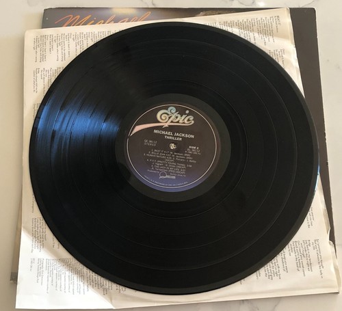 Michael Jackson Thriller: FIRST PRESSING - SEE DETAILS AND PICTURES BELOW!! - Picture 8 of 20