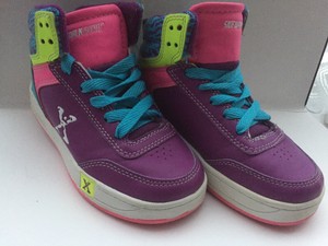 sidewalk sports heelys