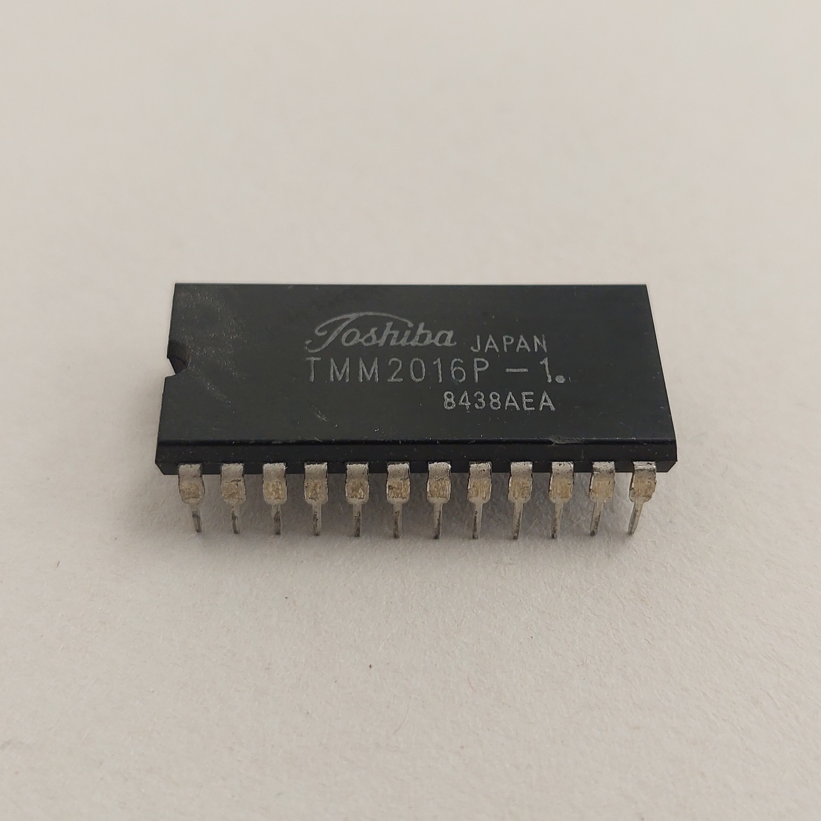 TMM2016P-1 TOSHIBA INTEGRATED CIRCUIT X1PC