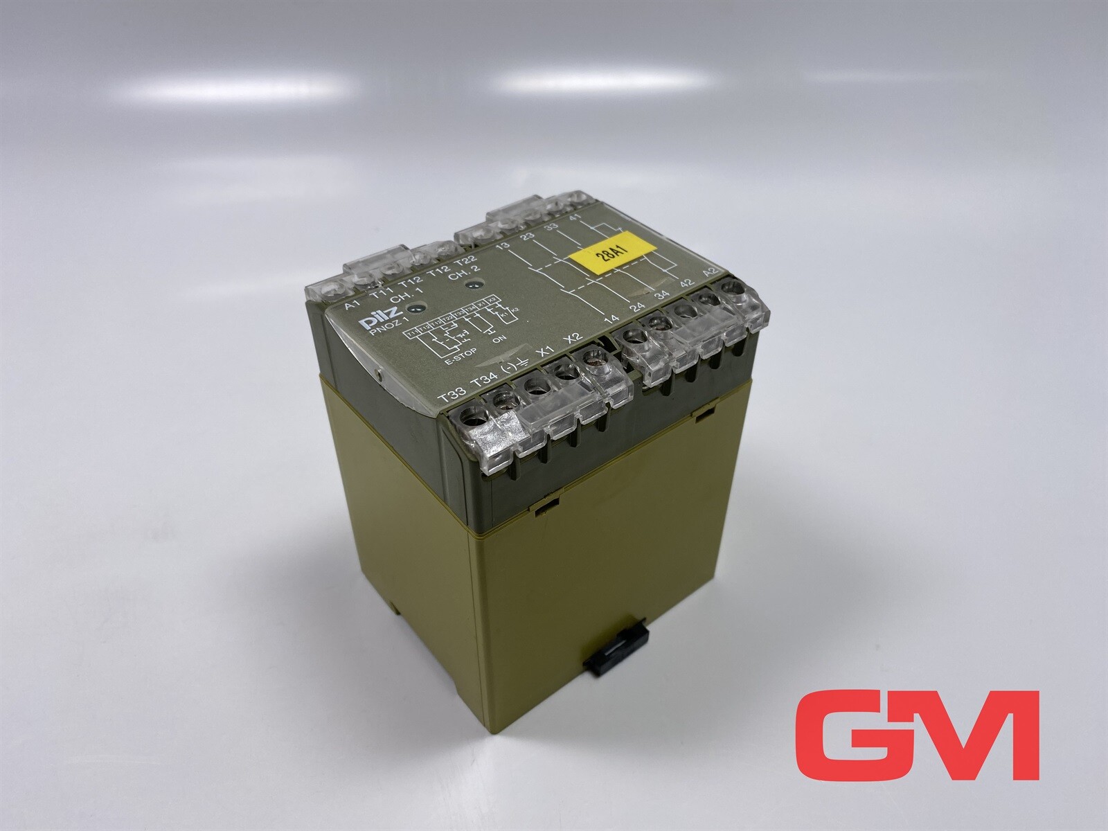 Mushroom Safety Relay 475650 PNOZ 1 230-240V AC 3n/o 1n/c 50-60Hz