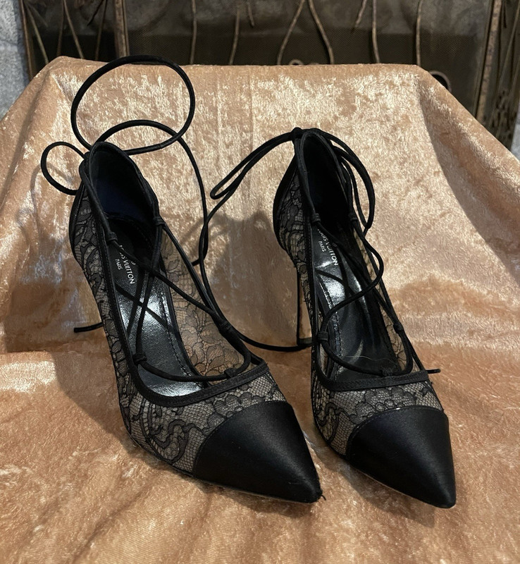 Louis Vuitton Women’s Black Lace-Up Pointed Toe Floral Lace Pumps